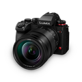 LUMIX S1RMII & S Pro 24-105mm f/4 Macro OIS
