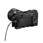 Sony Alpha a6400 + SEL 18-135mm F3.5-5.6 OSS