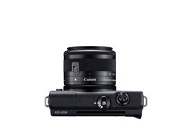 Canon EOS M200 & EF-M 15-45mm IS STM