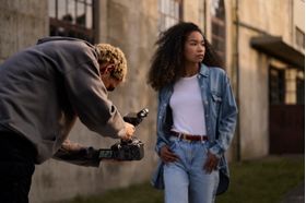 Sony Cinema Line FX2 + XLR Handle | Cinema Line Full Frame Interchangeable-Lens Camera