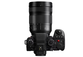 LUMIX S1II + S Pro 24-105mm f/4 Macro OIS