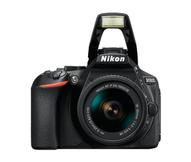 Nikon D5600 & 18-55mm AF-P VR