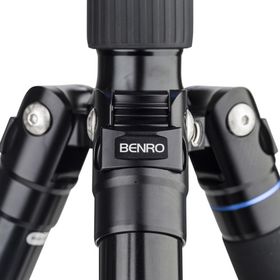 Benro A3883 Reverse-Folding Aluminum Travel Tripod with S6Pro Fluid Video Head