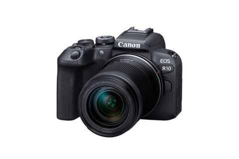 Canon EOS R10 + RF-S 18-150mm F3.5-6.3 IS STM