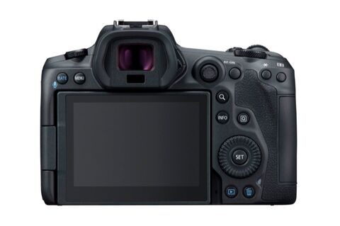 Canon EOS R5 + RF 24-105mm f/4 L IS USM