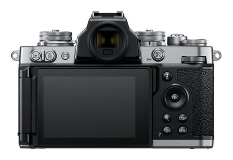 Nikon Z fc + Z DX 16-50mm f/3.5-6.3 VR