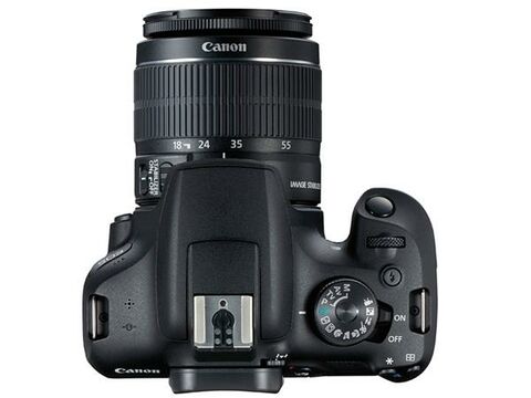 Canon EOS 2000D + 18-55mm IS II