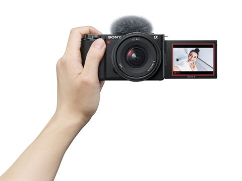 Sony E 11mm F1.8