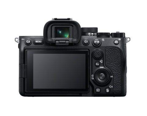 Sony Alpha 7 IV + FE 28-70mm OSS