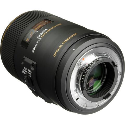 Sigma 105mm f/2.8 EX DG OS HSM Macro