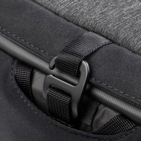 Think Tank SpeedTop Crossbody 10