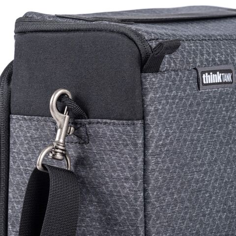 Think Tank Stash Master M Pro