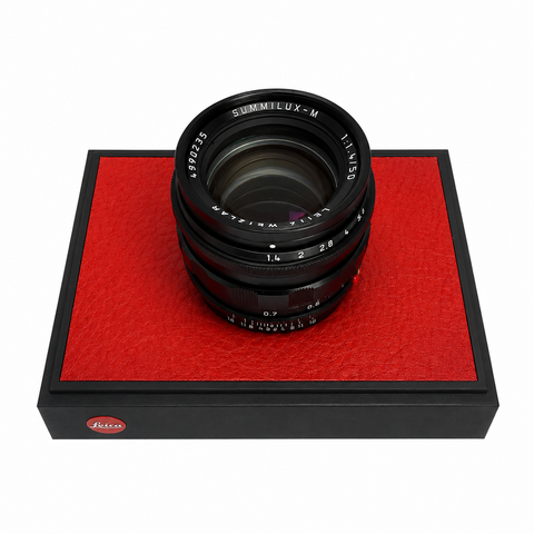 Leica Summilux-M 50mm f/1.4 ASPH., Glossy Black