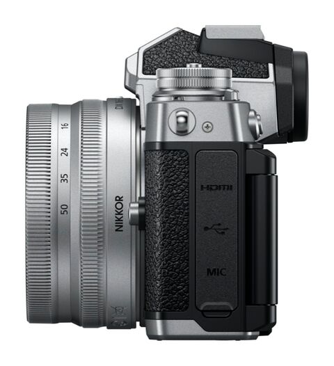 Nikon Z fc + Z DX 16-50mm f/3.5-6.3 VR